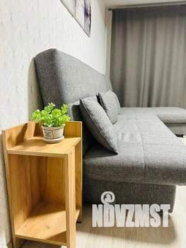 1-к квартира, посуточно, 42м2, 1/1 этаж