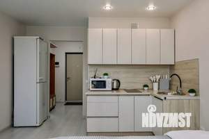 Студия квартира, посуточно, 30м2, 11/18 этаж