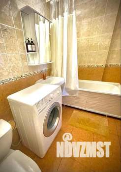 2-к квартира, посуточно, 48м2, 15/17 этаж