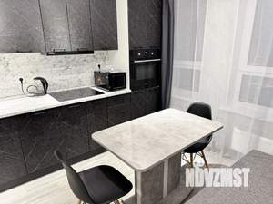 1-к квартира, посуточно, 33м2, 17/23 этаж