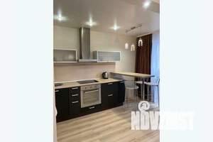 1-к квартира, посуточно, 39м2, 9/16 этаж