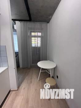 Студия квартира, посуточно, 25м2, 1/9 этаж