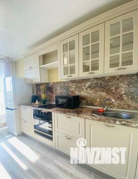 1-к квартира, посуточно, 37м2, 12/17 этаж