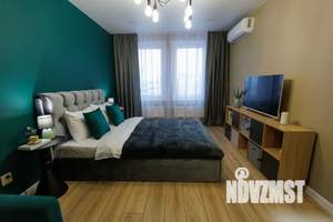 1-к квартира, посуточно, 37м2, 5/17 этаж