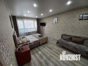 1-к квартира, посуточно, 36м2, 1/1 этаж