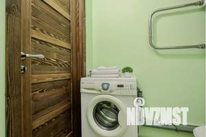 1-к квартира, посуточно, 40м2, 23/25 этаж