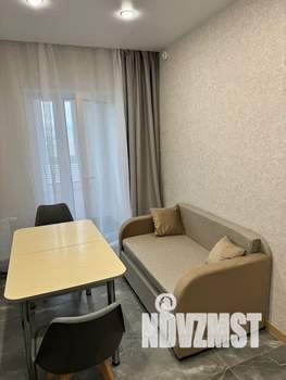 1-к квартира, посуточно, 34м2, 17/23 этаж