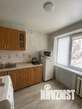 1-к квартира, посуточно, 30м2, 5/5 этаж
