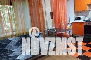 3-к квартира, посуточно, 56м2, 1/5 этаж