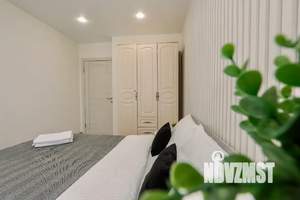 1-к квартира, посуточно, 37м2, 13/18 этаж