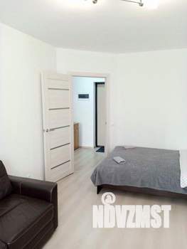 1-к квартира, посуточно, 37м2, 1/1 этаж