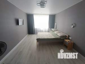 2-к квартира, посуточно, 48м2, 24/28 этаж