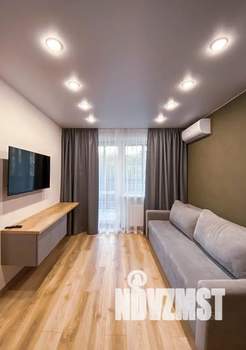 1-к квартира, посуточно, 40м2, 1/21 этаж