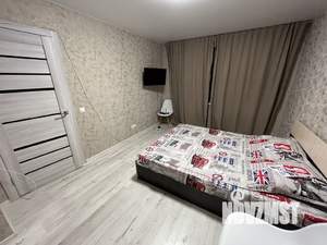 1-к квартира, посуточно, 50м2, 1/1 этаж