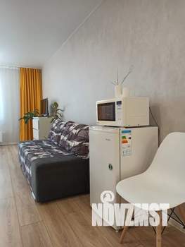 Студия квартира, посуточно, 38м2, 18/27 этаж