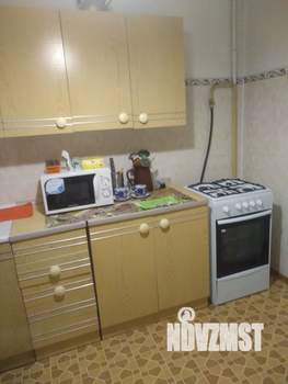 1-к квартира, посуточно, 32м2, 6/9 этаж