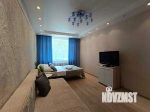 2-к квартира, посуточно, 55м2, 1/1 этаж