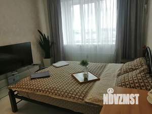 1-к квартира, посуточно, 40м2, 15/16 этаж