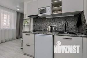 1-к квартира, посуточно, 35м2, 8/17 этаж