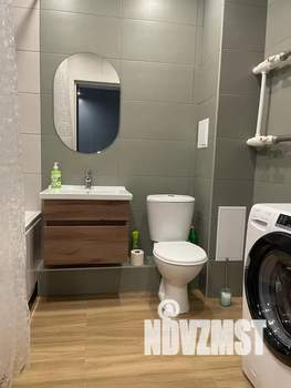 2-к квартира, посуточно, 40м2, 1/18 этаж