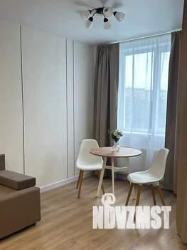 Студия квартира, посуточно, 35м2, 6/24 этаж