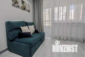 1-к квартира, посуточно, 35м2, 8/17 этаж