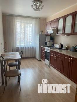 1-к квартира, посуточно, 40м2, 3/10 этаж