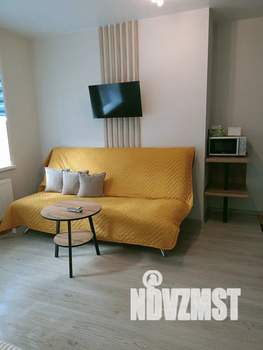 Студия квартира, посуточно, 28м2, 2/9 этаж