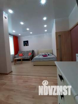 1-к квартира, посуточно, 32м2, 1/18 этаж