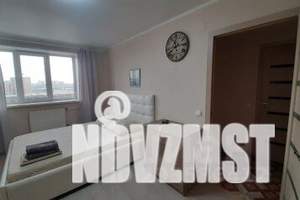 1-к квартира, посуточно, 33м2, 9/18 этаж