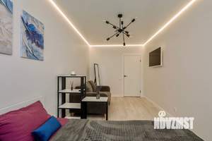 1-к квартира, посуточно, 40м2, 18/25 этаж