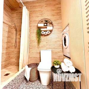 2-к квартира, посуточно, 44м2, 1/1 этаж