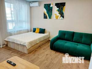 Студия квартира, посуточно, 43м2, 8/9 этаж