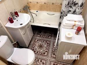 2-к квартира, посуточно, 44м2, 1/1 этаж