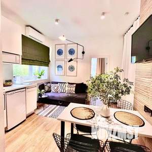 2-к квартира, посуточно, 44м2, 1/1 этаж