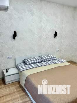 1-к квартира, посуточно, 33м2, 17/23 этаж
