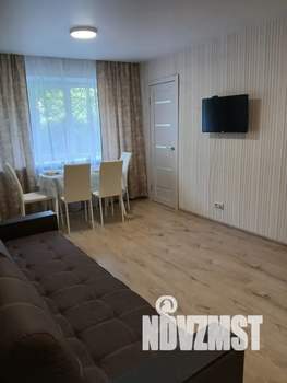 3-к квартира, посуточно, 45м2, 1/5 этаж