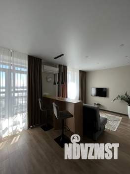 1-к квартира, посуточно, 40м2, 15/16 этаж