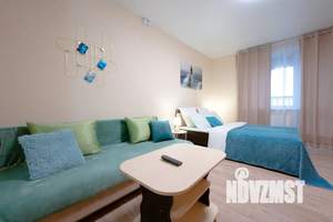 1-к квартира, посуточно, 38м2, 10/18 этаж