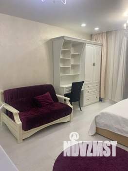 Студия квартира, посуточно, 32м2, 16/18 этаж