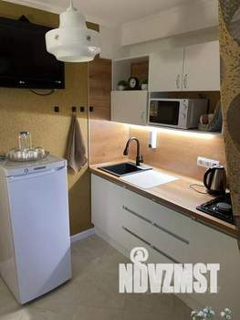 1-к квартира, посуточно, 28м2, 1/1 этаж