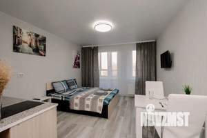 Студия квартира, посуточно, 28м2, 3/18 этаж