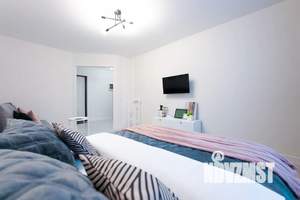 1-к квартира, посуточно, 40м2, 3/17 этаж