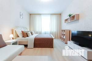 1-к квартира, посуточно, 38м2, 5/17 этаж