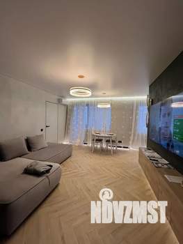 1-к квартира, посуточно, 44м2, 4/5 этаж