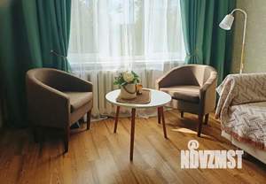 2-к квартира, посуточно, 44м2, 1/9 этаж