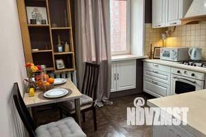1-к квартира, посуточно, 35м2, 5/9 этаж