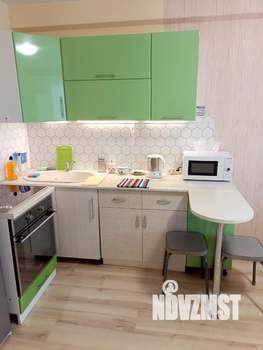 Студия квартира, посуточно, 25м2, 11/17 этаж