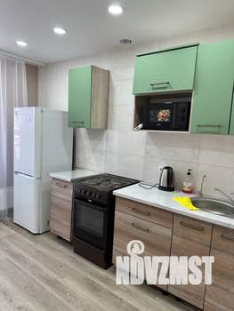 1-к квартира, посуточно, 43м2, 17/18 этаж