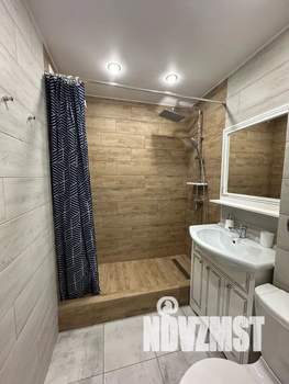 Студия квартира, посуточно, 31м2, 10/18 этаж